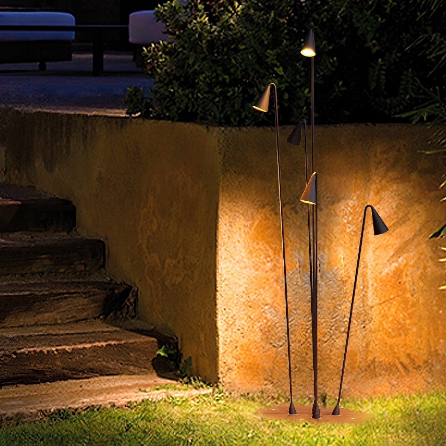 bellflower-outdoor-floor-lamp-5_ede412be-dd70-4fad-98ab-5146aaedef81.jpg