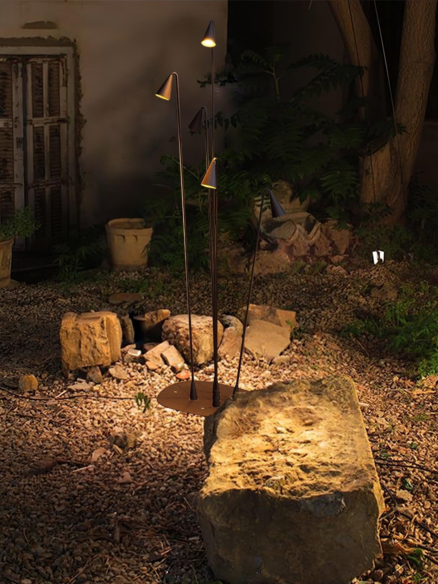 bellflower-outdoor-floor-lamp-7_b1cd3ae3-00e5-47d6-8ed9-525d57e17bd5.jpg