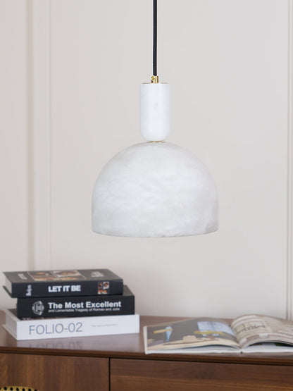 blair-alabaster-pendant-light-43_4e4bc5f0-725c-46ec-8900-0a474839d0bd.jpg