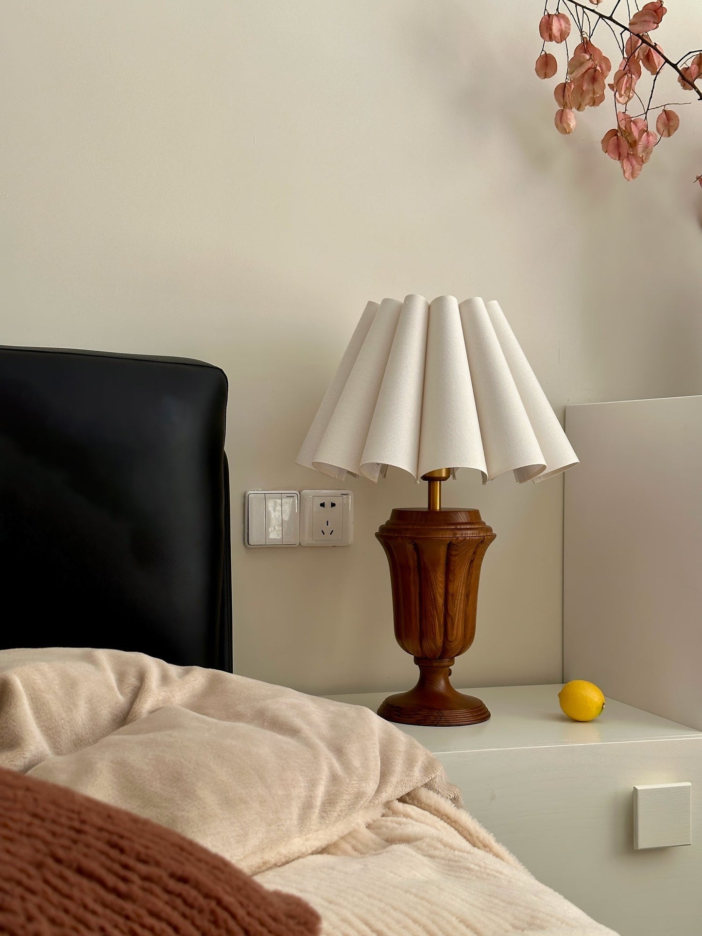 Florence Tulip Carved Wood Table Lamp
