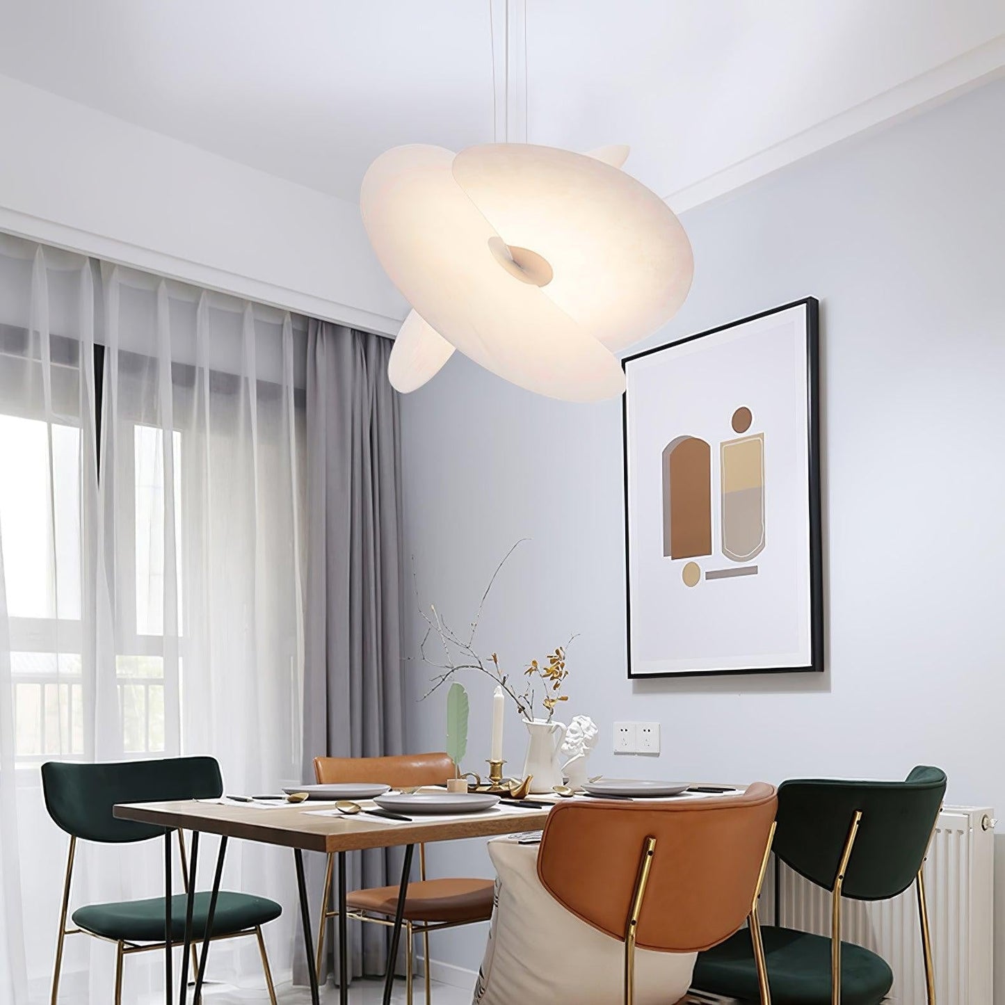 Levante Organic Form Pendant Lamp