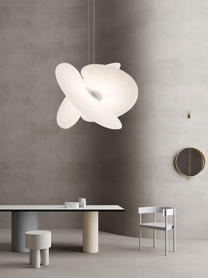Levante Organic Form Pendant Lamp