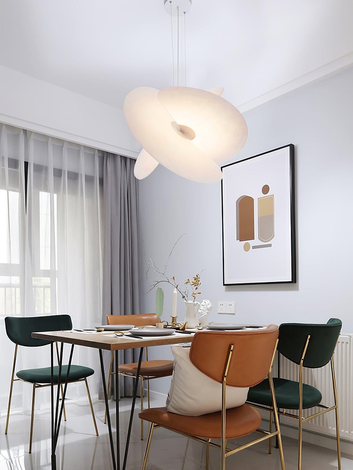 Levante Organic Form Pendant Lamp