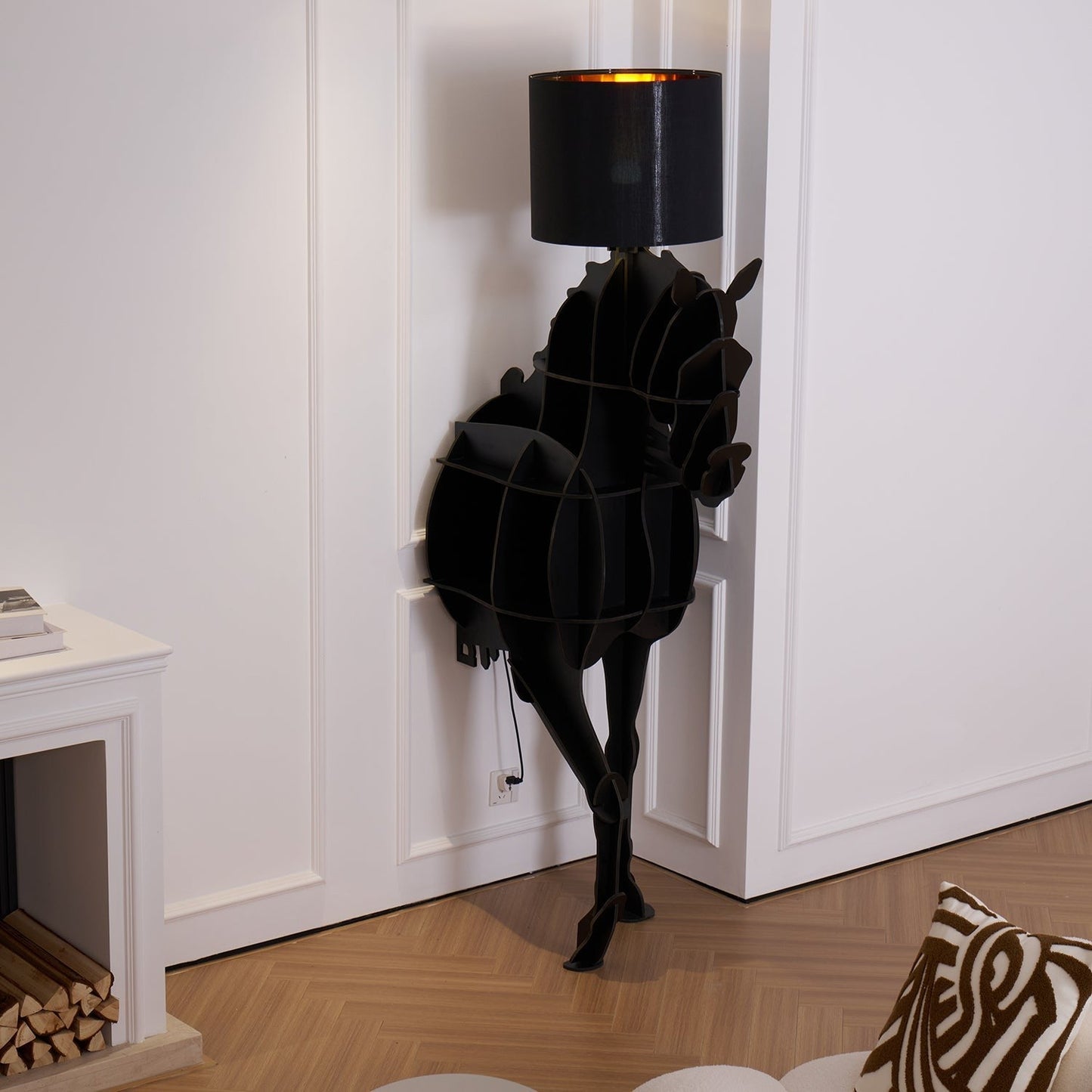 Tete Horse Sculptural Floor Lamp