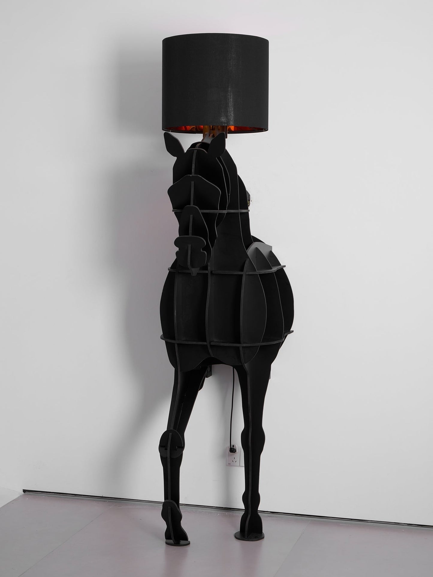 Tete Horse Sculptural Floor Lamp