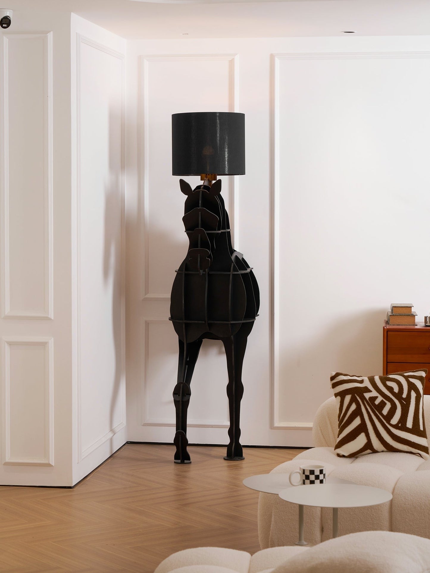Tete Horse Sculptural Floor Lamp