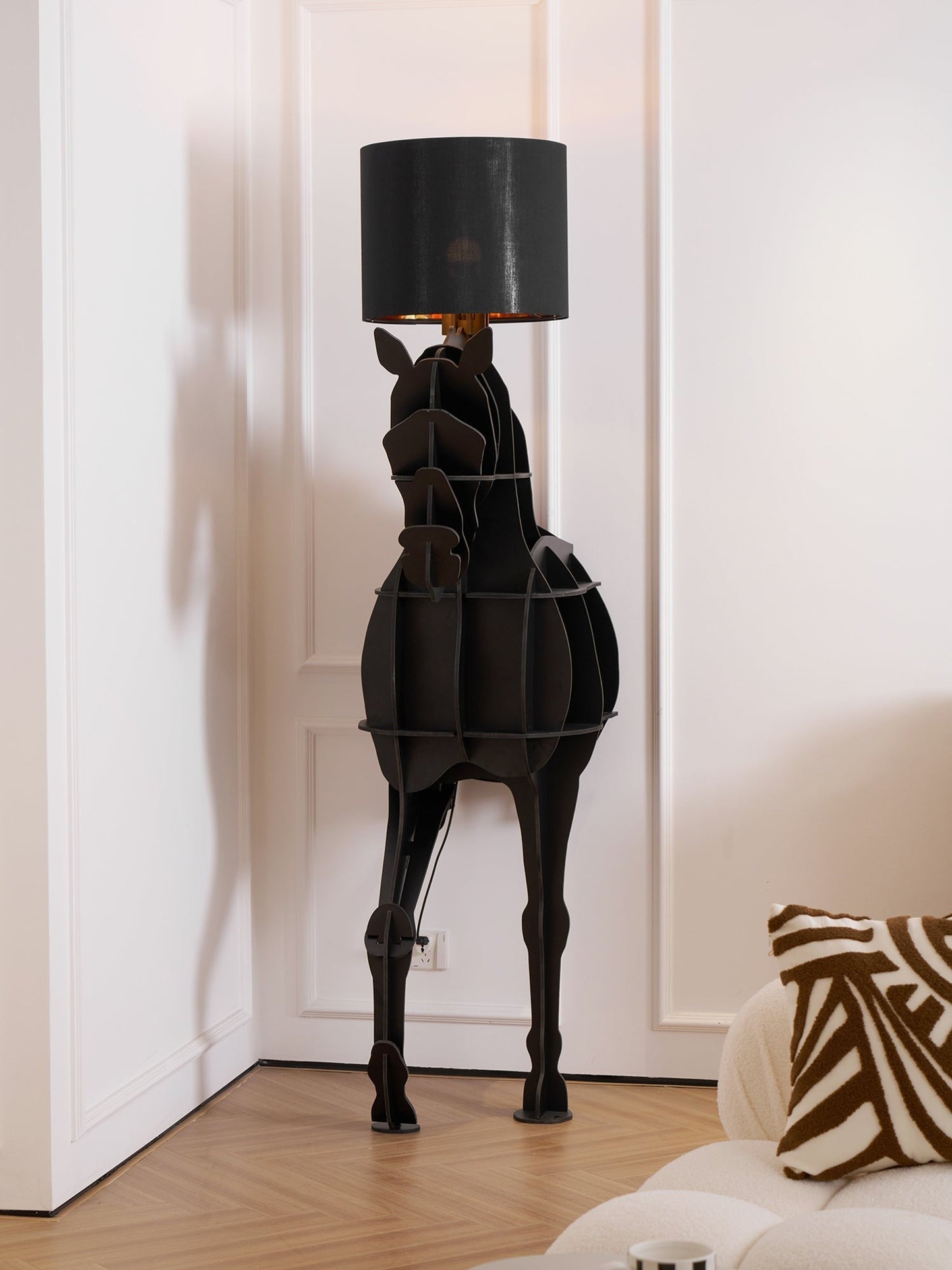 Tete Horse Sculptural Floor Lamp