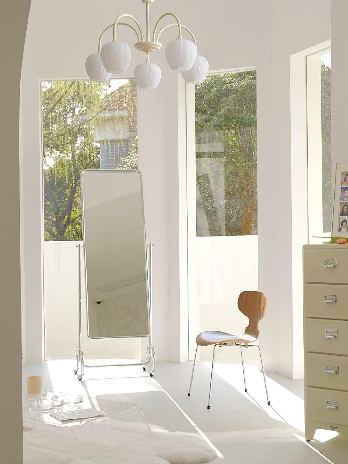 Tulip Matcha Glass Chandelier