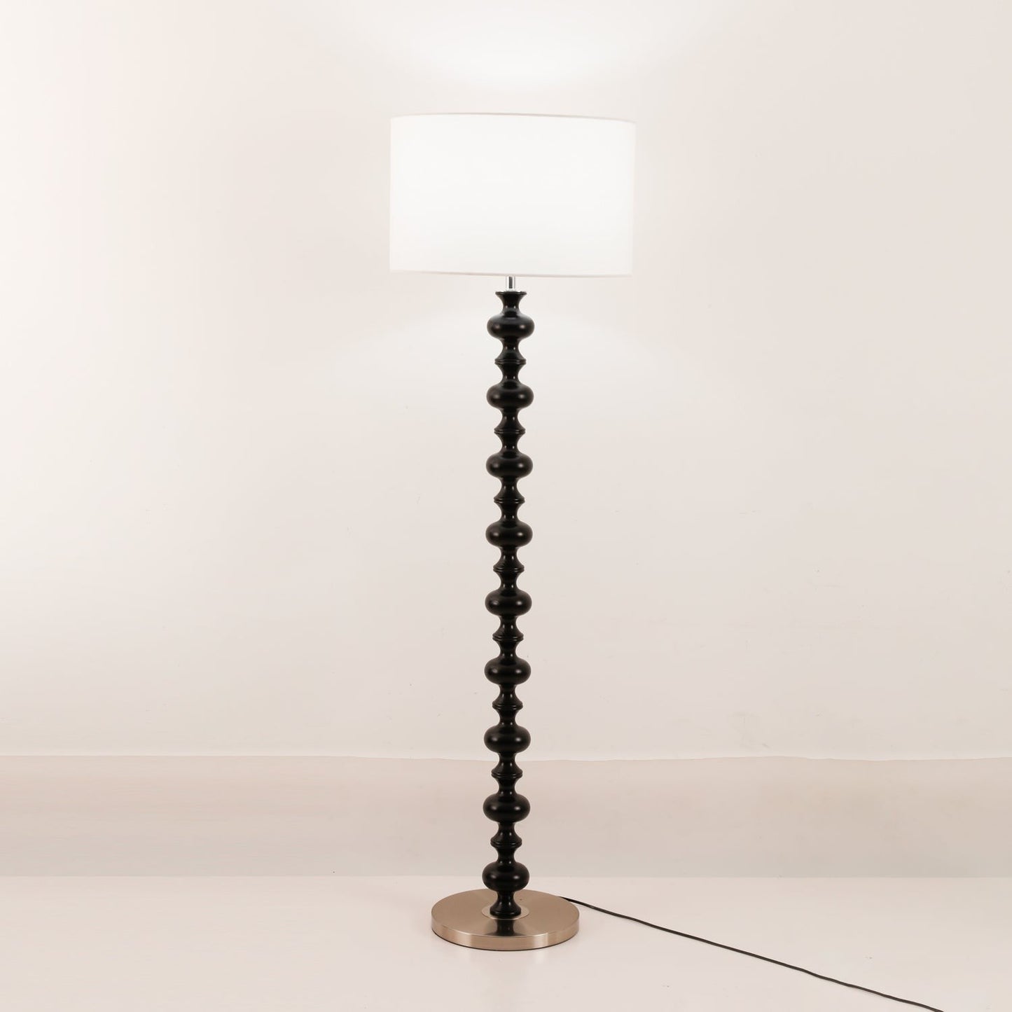 Vera Modern Sculptural Floor Lamp