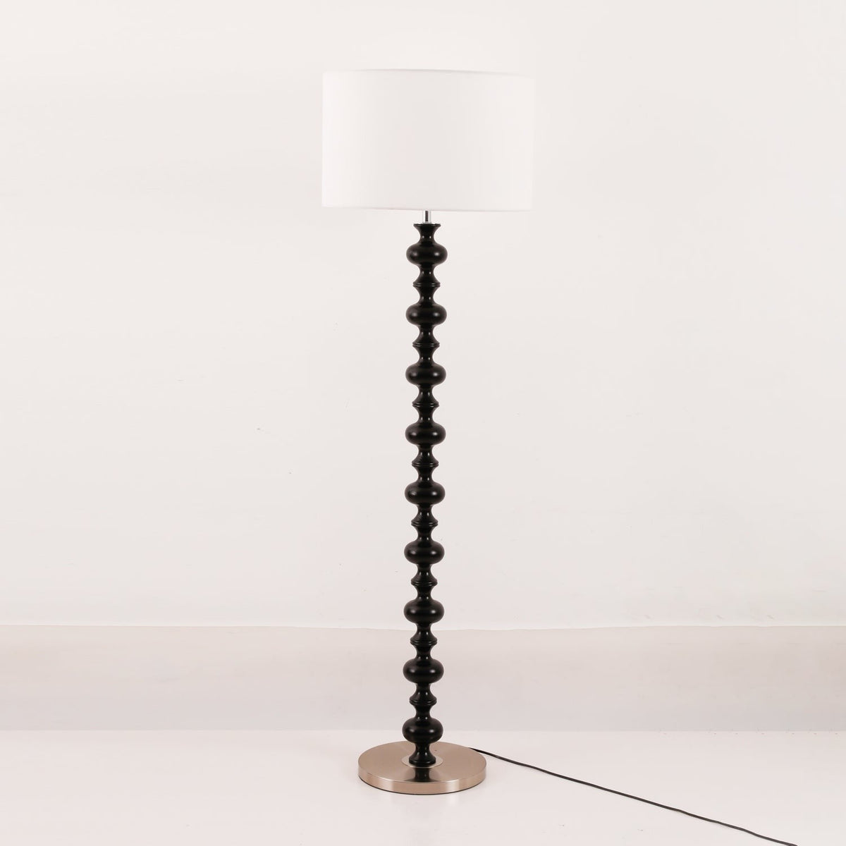 Vera Modern Sculptural Floor Lamp